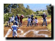 fete de la fraise BMX